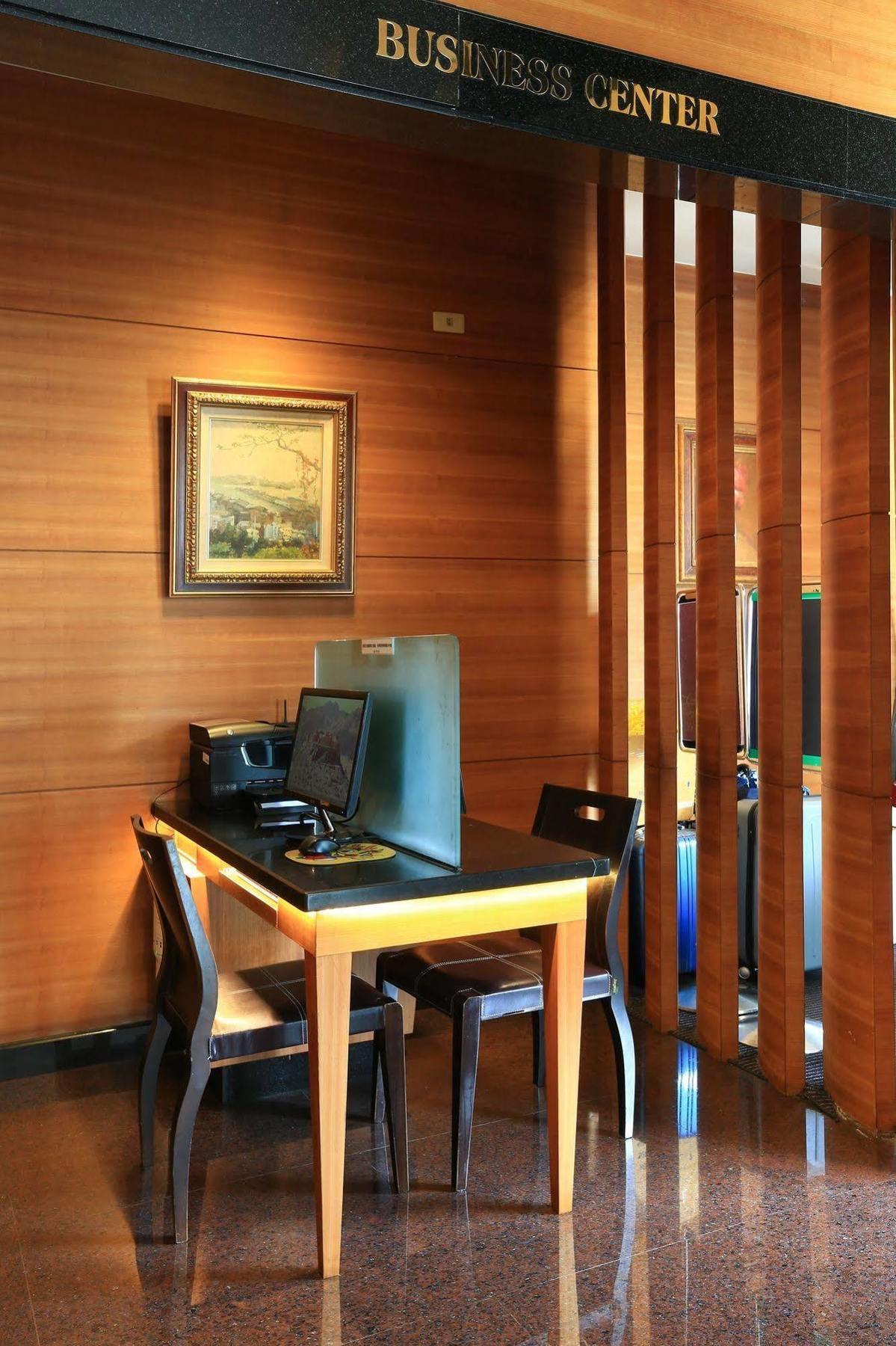 King'S Town Hotel Kaohsiung Exterior photo